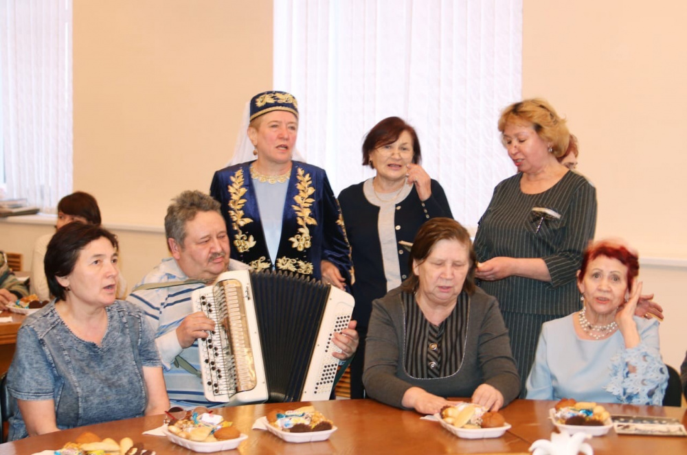 Rashida Davletkildeyeva, Honored Teacher of Kazakhstan