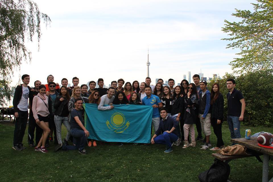 Казахстанские студенты в США и Канаде: запоминающиеся моменты осеннего семестра 2015 года