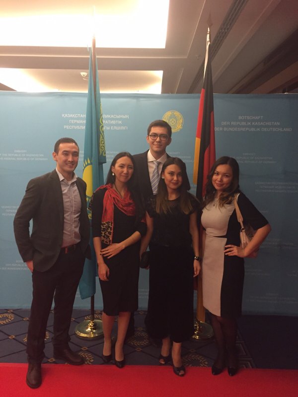 На праздновании Дня Независимости Казахстана в Германии