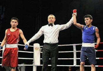 Третий в ринге