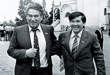 БАУЫРЛАСТЫҚ БӘРІНЕН БИІК