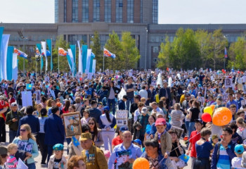 Бессмертный полк в Астане поддержали 20 000 горожан