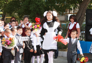 Бейби бум: В столице на 5 000 выпускников приходится 17 000 первоклашек