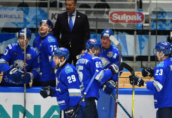 «Барыс» проигрывает на финише и спасает «Авангард»