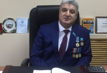 Дед Мороз придет, когда лифт будет работать