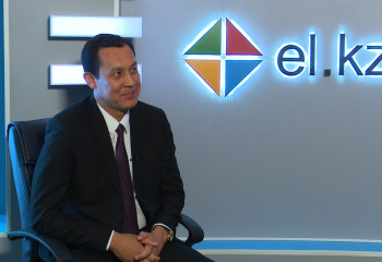 Зейін Әліпбек: Уақытты кері айналдырса – адамдарды тануға ден қояр едім  