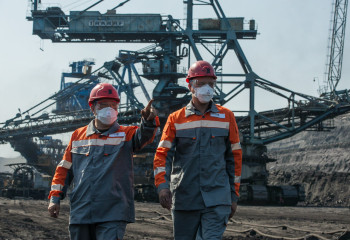 Будни горняков