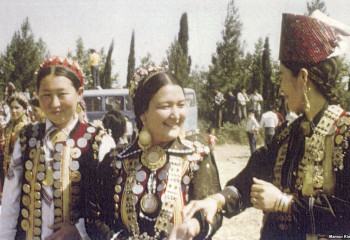 Дәстүрлі құндылықтар құнсызданып бара ма?