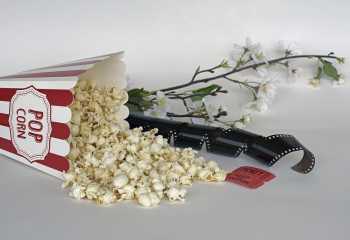 12 сәуір кинопремьералары