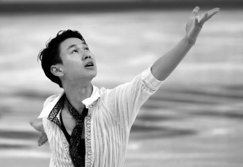 Денис Теннің мұз айдындағы жарқын сәттері