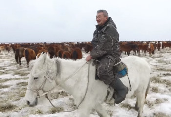 Қайраттың қайырымды істері