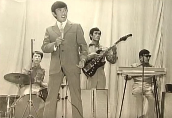 Көңілден кетпеген ансамбль...