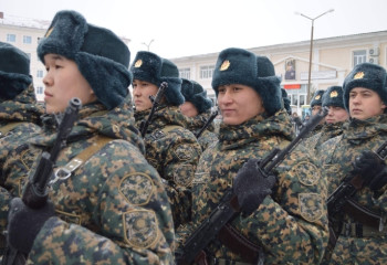 Сертіне берік сарбаздар 