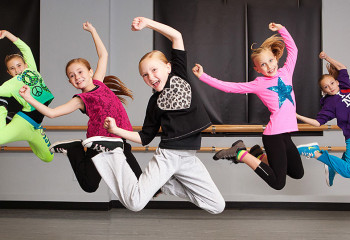 Балаларға би өнерінің зияны бар ма?