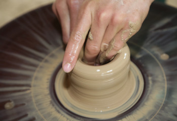 Саз балшыққа жан бітірген шебер