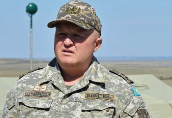 Генерал-лейтенант Майкеев Мұрат Жәлелұлы