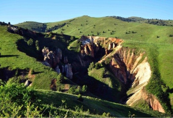 Қырыққыз тас мүсіні туралы аңыздар