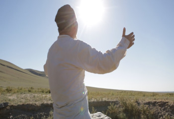 «Бір уыс бидай» көрерменге жол тартты