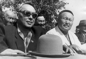 Сәбит Мұқанов әлеміне саяхат