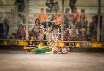 Роботтар жарысы