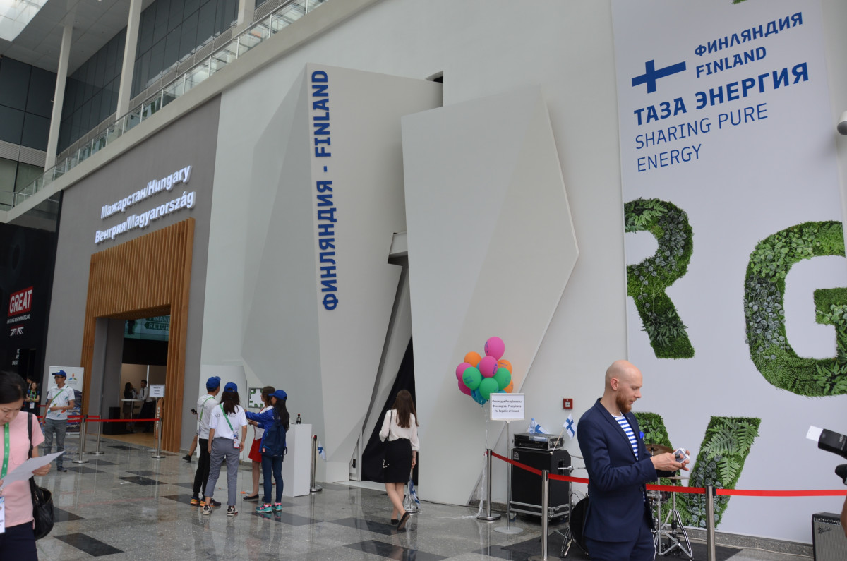  Нұрбек Әлманбетов 