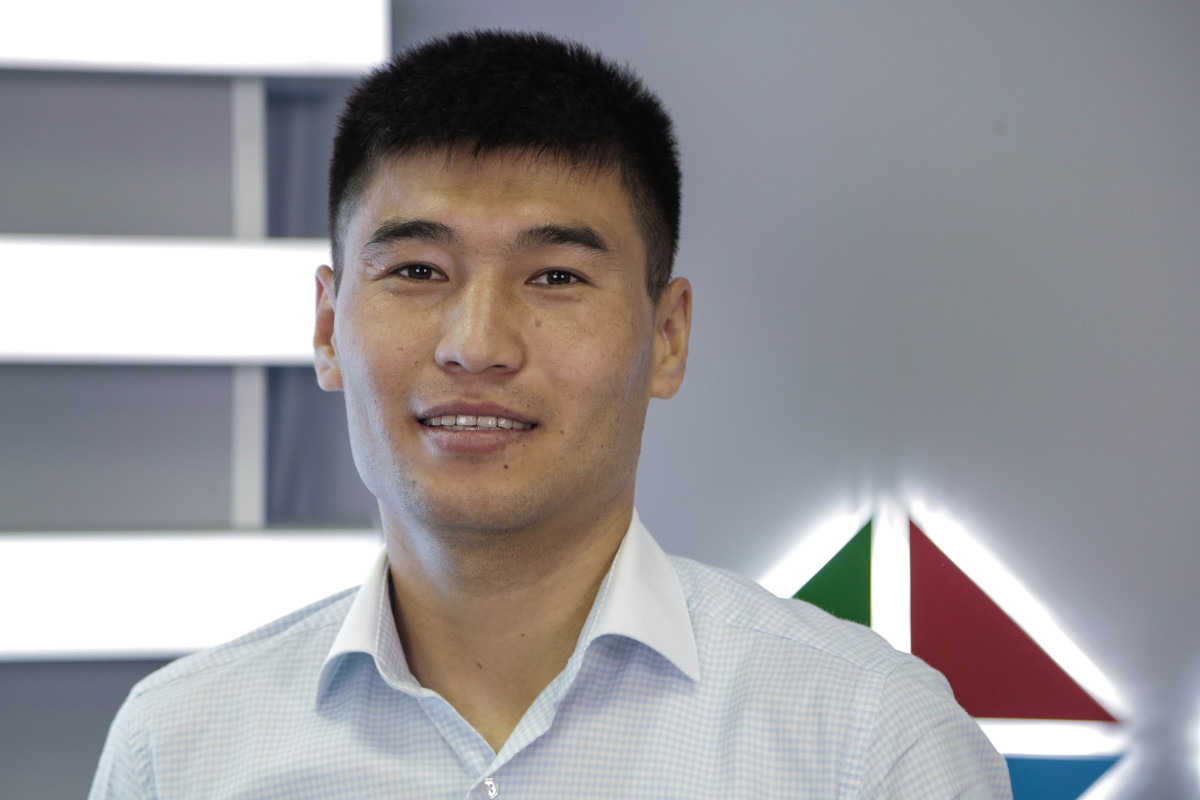  Арман Мухатов 