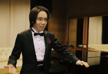 Рахат-Би Абдысагин: Моя музыка - это моя жизнь/видеоинтервью