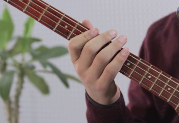 «Көңілді бикеш» (бас домбыра)