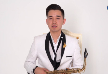 Саксофон музыкалық аспабымен танысу