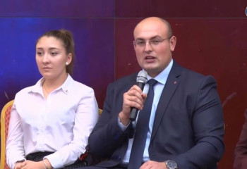 ҚХА-ның «Ұлы Даланың Ұлтаралық тілі» форумы. Владимир ЧЕПЕЛЬ, Алматы облысы Қапал ауылдық округі әкімі аппаратының жетекші маманы