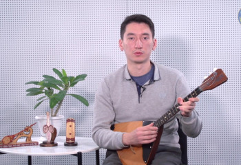 Знакомство с музыкальным инструментом балалайка