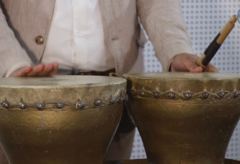 Знакомство с музыкальным инструментом награ