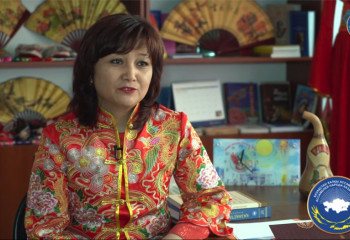 Зульфия МУХАНЗАЕВА - Председатель ОО этнокультурный дунганский центр 