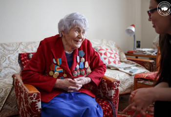 Фаина Шкурко: Меня поразили горы, золотистая пшеница на токах. Белый хлеб и мясо ели каждый день, чего не было в Белоруссии