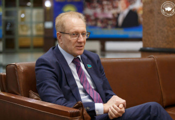 АЛЬБЕРТ РАУ: Ассамблея – действенный механизм реализации главных целей Главы государства