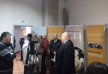 В Алматы прошла выставка памяти узников лагеря смерти «Аушвиц-Биркенау»