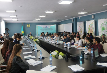 В ДОМЕ ДРУЖБЫ СОСТОЯЛАСЬ ОБЛАСТНАЯ  НАУЧНО-ПРАКТИЧЕСКАЯ КОНФЕРЕНЦИЯ