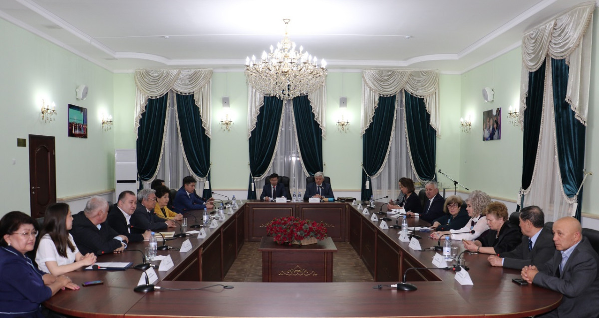 Прошла встреча депутатов Мажилиса Парламента с членами областной Ассамблеи народа Казахстана