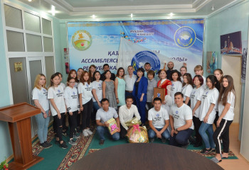 Делегация Северо-Казахстанской области передала атрибуты акции «Сакральное наследие Ұлы Дала Елі» в Костанайскую область