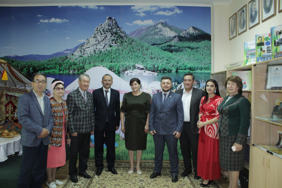 Делегация Узбекистана ознакомилась с работой этнокультурных объединений Акмолинской области