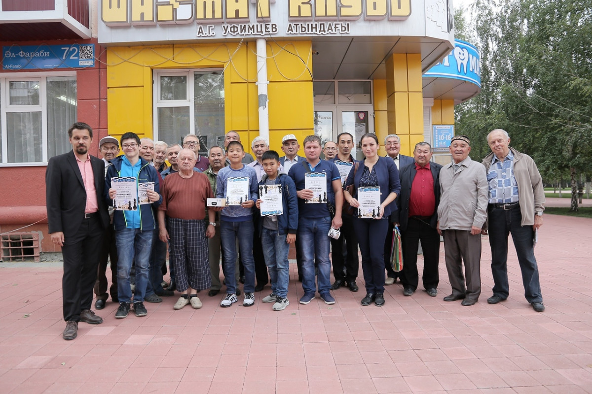 В Костанае в честь 25-летия украинской общины организован шахматный и шашечный турнир