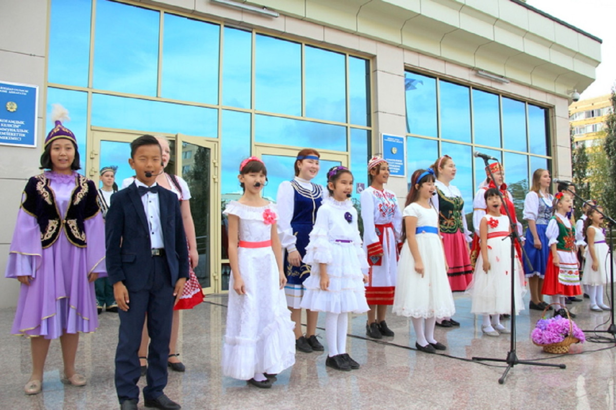 В Павлодаре выпускники школы нацвозрождения возвращаются назад в качестве педагогов