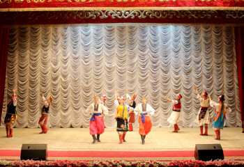 Украинский ансамбль «Смеричка» отметил 20-летний юбилей