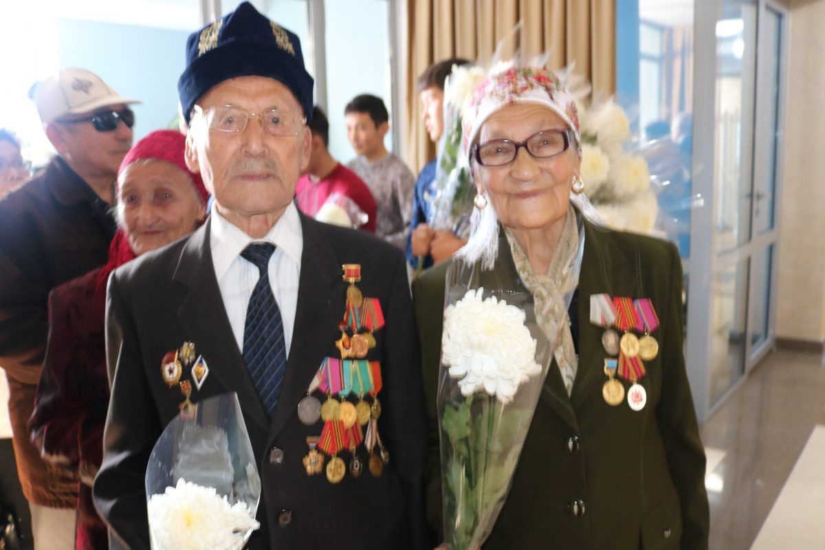 В Караганде прошел форум ветеранов и молодежи «Связь поколений»