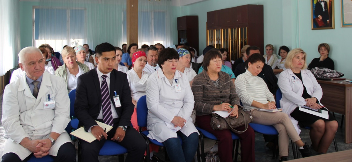 Медицинские работники Усть-Каменогорска обсудили Послание Президента