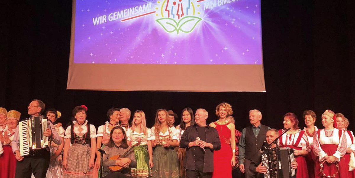 Немецкий хор из Актобе выступил на семейном фестивале в Германии