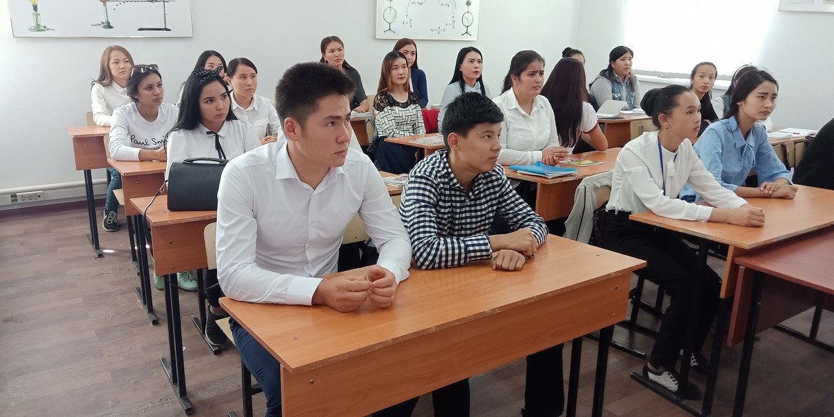 Молодежные организации Жабылской области обменялись опытом работы