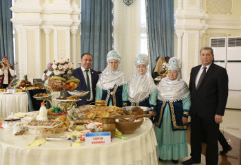 Представители этносов Туркестанской области состязались в приготовлении главного казахского национального блюда