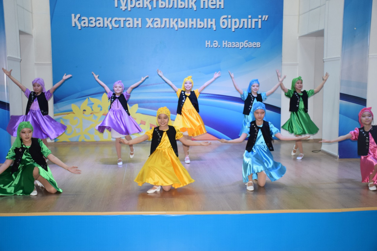 В Кокшетау прошел фестиваль народных танцев