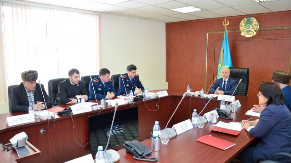 Карагандинские полицейские обсудили вопросы толерантности и мира